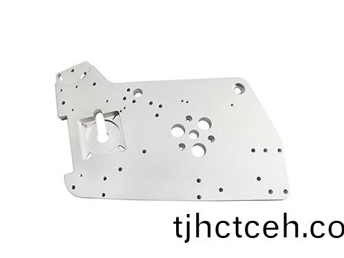 一(yi)起(qi)去看(kan)一(yi)下(xia)精密機械(xie)加(jia)工(gong)處(chu)理中需(xu)要(yao)註(zhu)意(yi)的問題(ti)